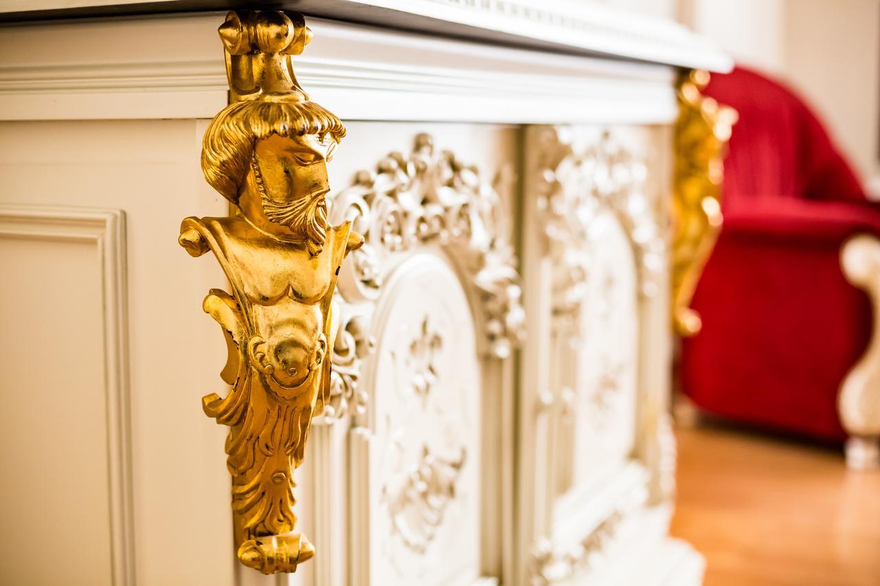 2 Virmens'Ka Apartment Lviv Ngoại thất bức ảnh